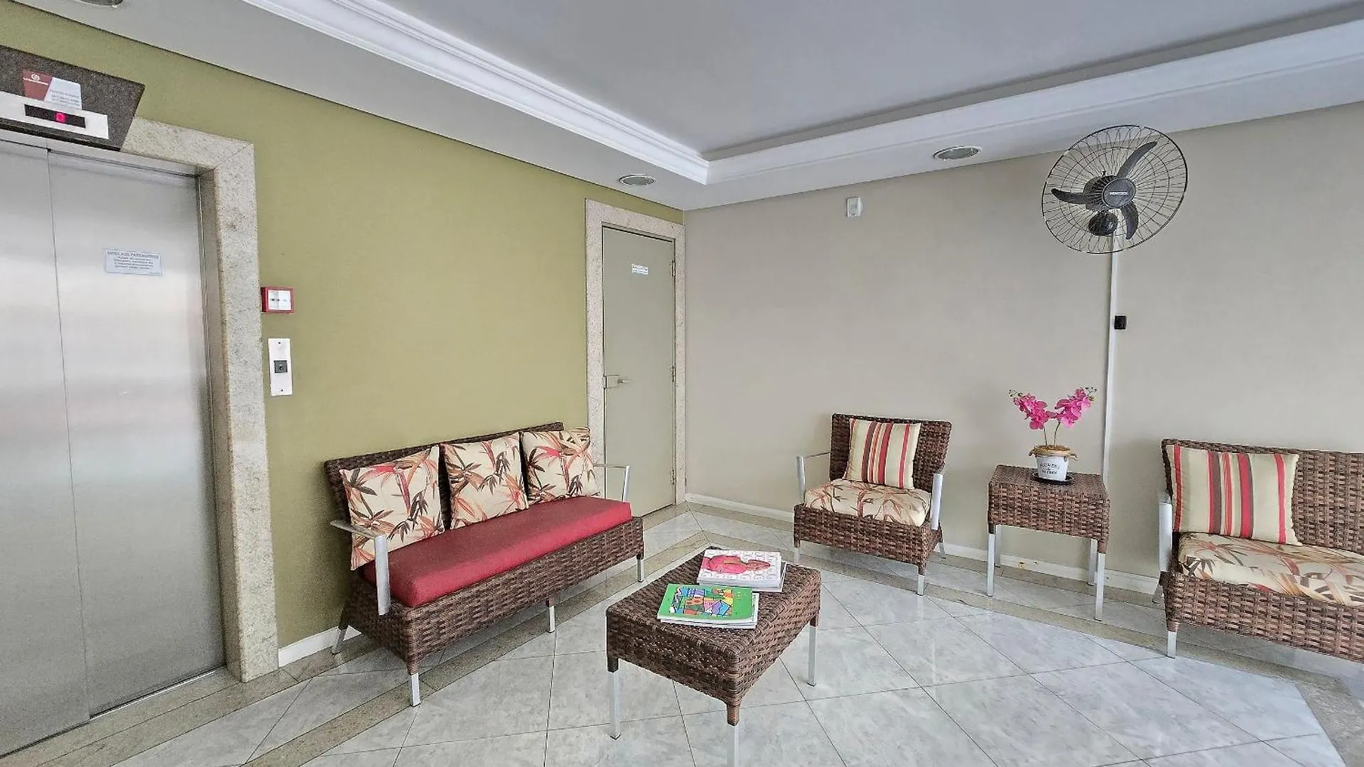 Apt 51 - Centro Bc/3 Quartos C/Garagem Balneário Camboriú 0*,  Βραζιλία