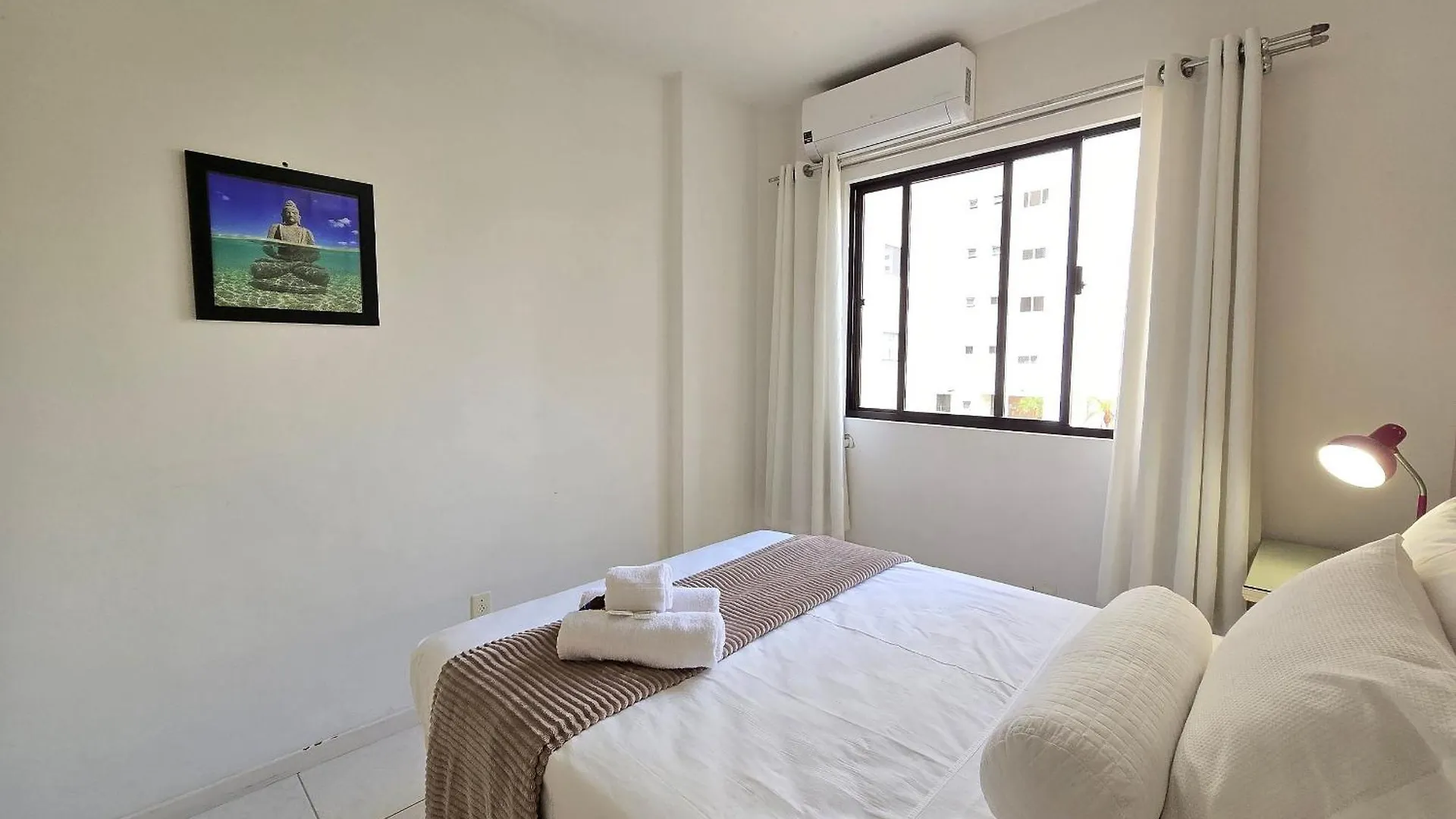 Apt 51 - Centro Bc/3 Quartos C/Garagem Balneário Camboriú