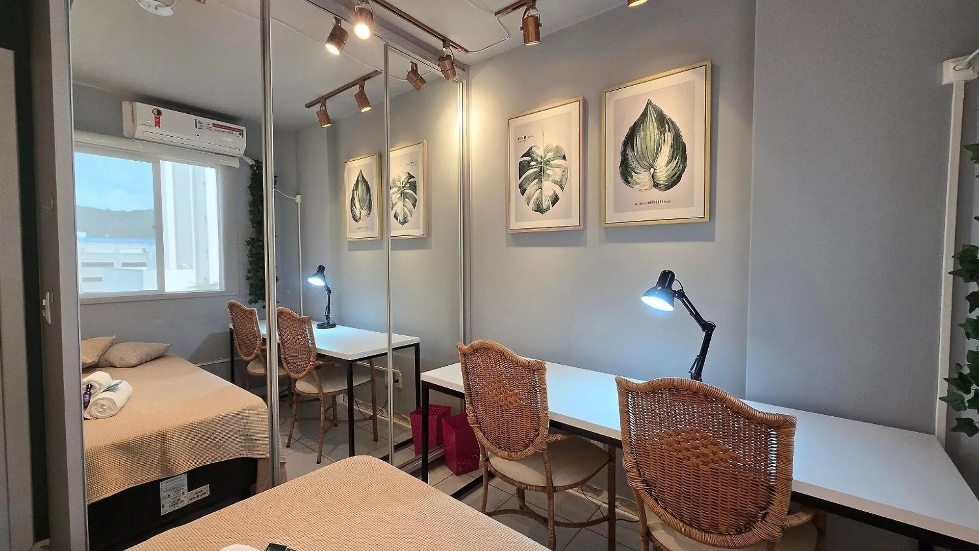 Apt 51 - Centro Bc/3 Quartos C/Garagem Balneário Camboriú 0*,  Βραζιλία