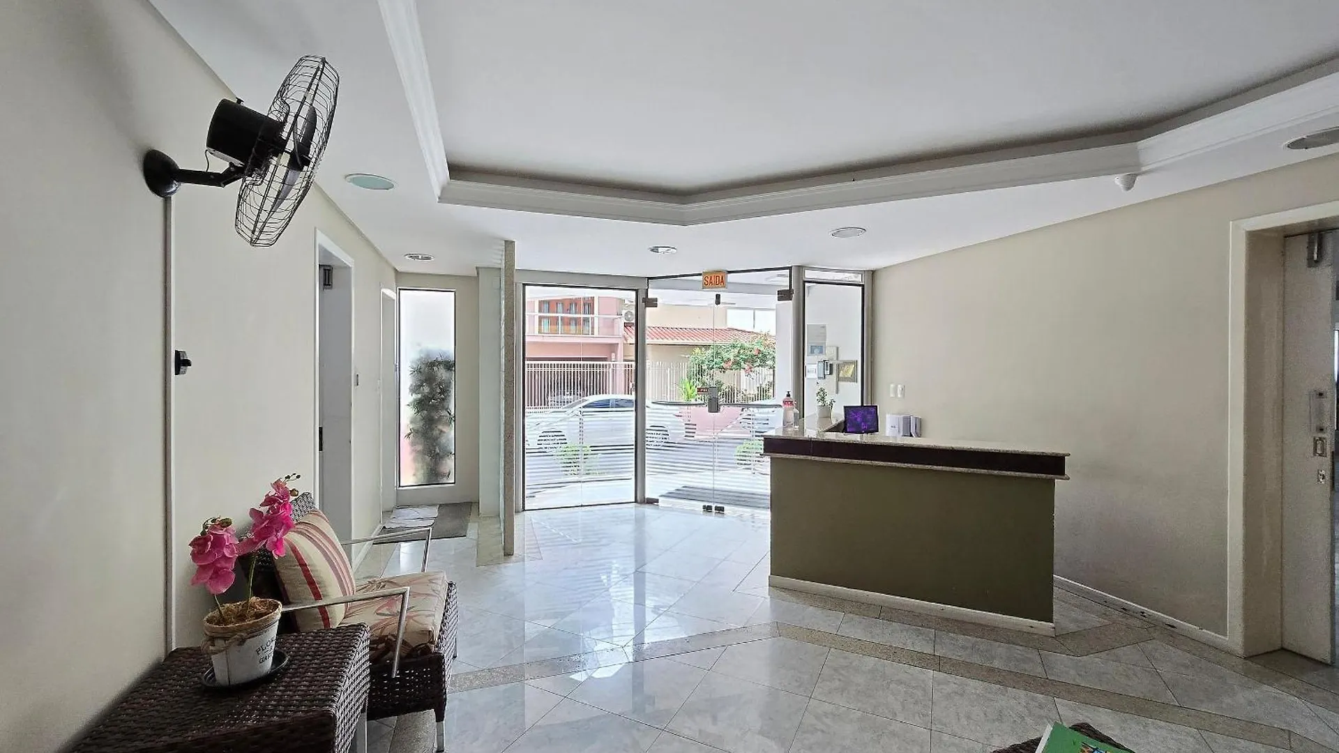 Apt 51 - Centro Bc/3 Quartos C/Garagem Balneário Camboriú